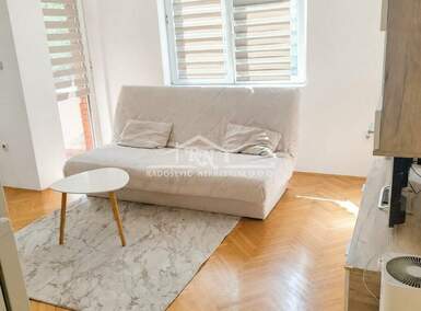 Jednoiposoban stan, Beograd - Petlovo Brdo | Izdavanje · 33m² · 300€