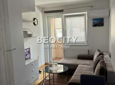 Jednosoban stan, Novi Sad - Nova Detelinara | Izdavanje · 25m² · 300€