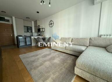 Trosoban stan, Beograd - Blok 65 | Izdavanje · 70m² · 1.400€