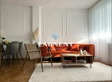 Trosoban stan, Beograd - Blok 3 | Izdavanje · 56m² · 800€