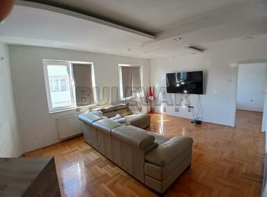 Jednoiposoban stan, Niš - Čair | Izdavanje · 54m² · 400€