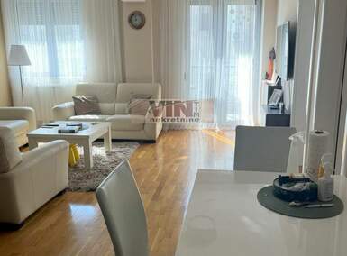 Trosoban stan, Beograd - Djeram | Prodaja · 84m² · 341.000€