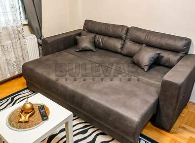 Jednoiposoban stan, Niš - Čair | Izdavanje · 40m² · 450€