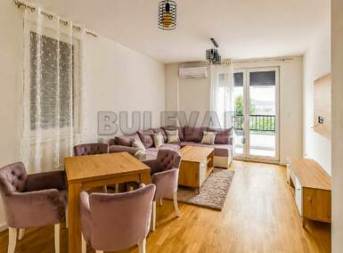 Jednoiposoban stan, Niš - Pantelej(Niš) | Izdavanje · 47m² · 400€