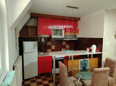 Garsonjera, Niš - Centar | Izdavanje · 33m² · 310€