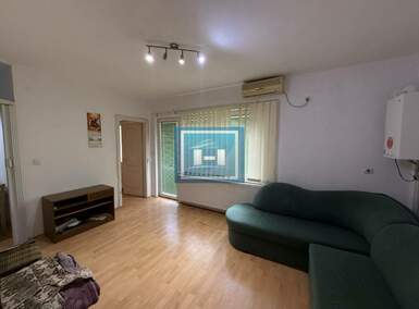 Jednosoban stan, Jagodina | Izdavanje · 35m² · 180€