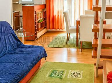Jednoiposoban stan, Niš - Centar | Izdavanje · 50m² · 300€