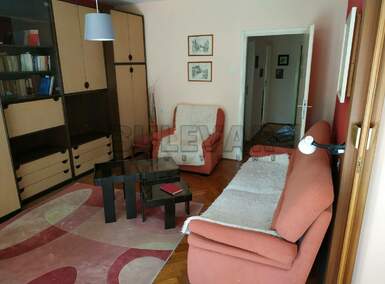Dvoiposoban stan, Niš - Dom zdravlja | Izdavanje · 65m² · 350€
