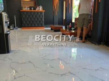Poslovni prostor / Lokal, Beograd - Mladenovac (mesto) | Prodaja · 202m² · 323.000€