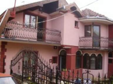 Kuća, Vranje - Centar | Izdavanje · 140m² · 420€