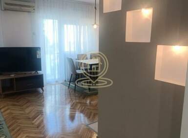 Trosoban stan, Beograd - Severni bulevar | Izdavanje · 78m² · 850€