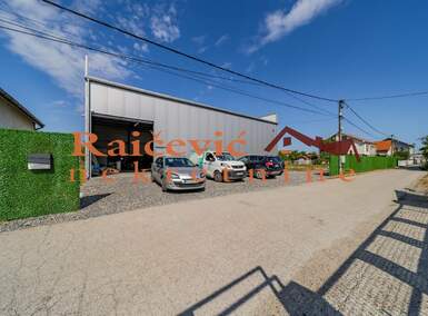 Poslovni prostor / Lokal, Beograd - Borca | Izdavanje · 310m² · 2.200€