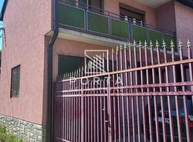 Kuća, Valjevo - Centar | Prodaja · 184m² · 145.000€