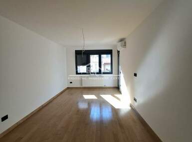 Trosoban stan, Beograd - Crveni Krst | Prodaja · 78m² · 344.000€