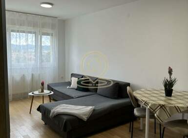 Jednoiposoban stan, Novi Sad | Izdavanje · 40m² · 450€