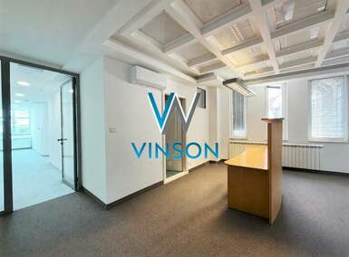Poslovni prostor / Lokal, Novi Sad - Bulevar Oslobođenja | Izdavanje · 222m² · 2.442€