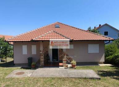 Kuća, Beograd - Kaluđerica | Izdavanje · 130m² · 1.300€
