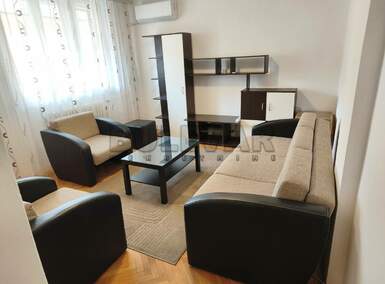 Jednosoban stan, Niš - Bulevar Nemanjića | Izdavanje · 38m² · 270€