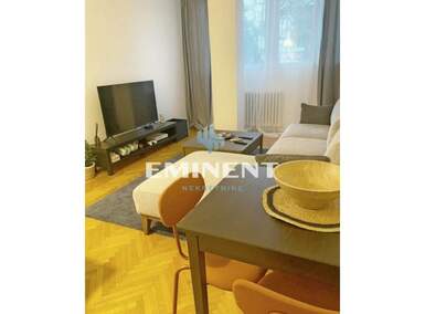 Trosoban stan, Beograd - Blok 2 | Izdavanje · 44m² · 700€