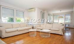 Trosoban stan, Beograd - Voždovac | Prodaja · 81m² · 324.000€