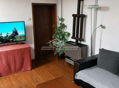 Kuća, Stara Pazova - Novi Banovci | Prodaja · 410m² · 250.000€