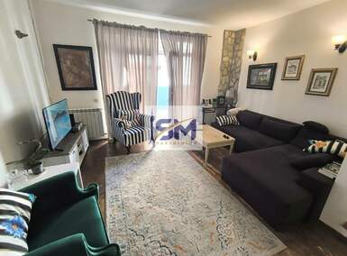 Kuća, Beograd - FON - Bilećka | Izdavanje · 250m² · 1.600€
