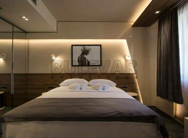 Poslovni prostor / Lokal, Niš - Centar | Prodaja · 242m² · 600.000€