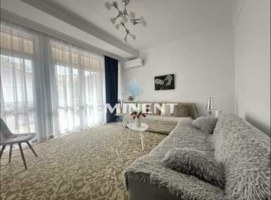 Dvosoban stan, Beograd - Gornji Grad | Izdavanje · 88m² · 800€