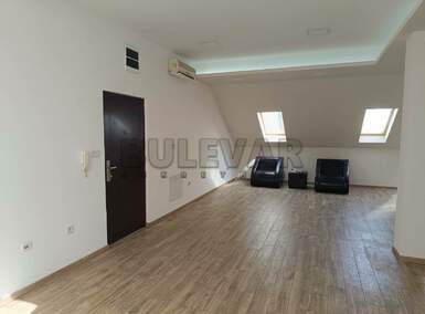 Stan, Niš - Ledena stena | Izdavanje · 69m² · 280€