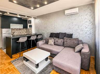 Jednoiposoban stan, Niš - Pantelej(Niš) | Izdavanje · 49m² · 350€
