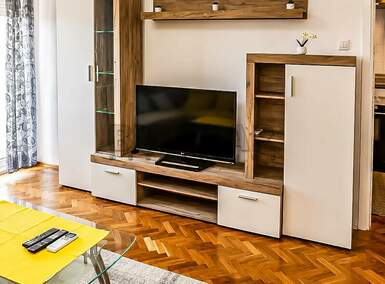 Jednoiposoban stan, Niš - Crveni pevac | Izdavanje · 50m² · 400€