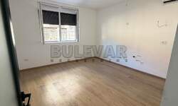 Poslovni prostor / Lokal, Leskovac - Centar | Izdavanje · 100m² · 600€