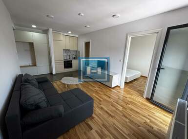 Jednoiposoban stan, Jagodina | Izdavanje · 39m² · 200€