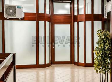 Poslovni prostor / Lokal, Niš - Centar | Izdavanje · 26m² · 200€