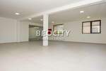 Poslovni prostor / Lokal, Beograd - Mladenovac (mesto) | Izdavanje · 166m² · 1.500€