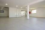 Poslovni prostor / Lokal, Beograd - Mladenovac (mesto) | Izdavanje · 166m² · 1.500€