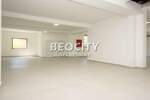 Poslovni prostor / Lokal, Beograd - Mladenovac (mesto) | Izdavanje · 166m² · 1.500€