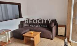 Jednosoban stan, Novi Sad - Bulevar Oslobođenja | Izdavanje · 33m² · 300€