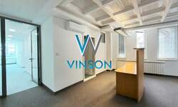 Poslovni prostor / Lokal, Novi Sad - Bulevar Oslobođenja | Izdavanje · 222m² · 2.442€
