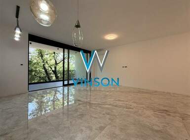 Poslovni prostor / Lokal, Novi Sad - Centar | Izdavanje · 126m² · 1.890€
