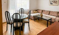 Jednoiposoban stan, Niš - Medicinski fakultet | Izdavanje · 43m² · 350€