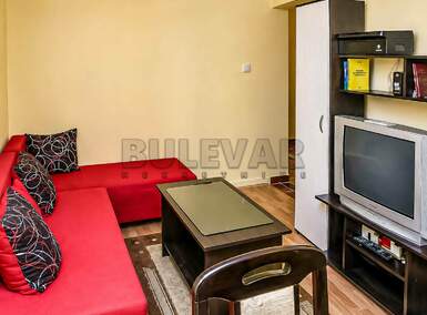 Jednosoban stan, Niš - Centar | Izdavanje · 38m² · 250€