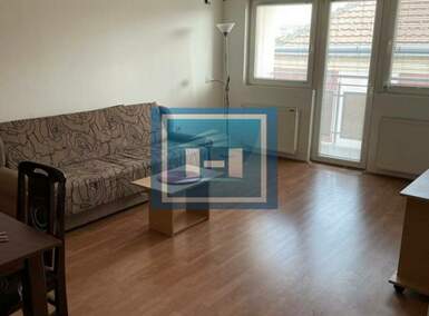 Jednosoban stan, Ćuprija | Izdavanje · 35m² · 150€