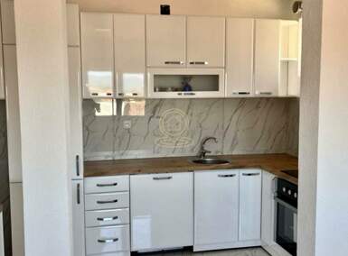 Stan, Niš | Izdavanje · 80m² · 450€