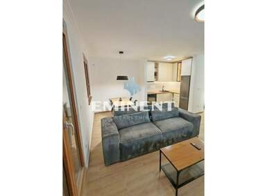 Trosoban stan, Beograd - Humska | Izdavanje · 77m² · 950€