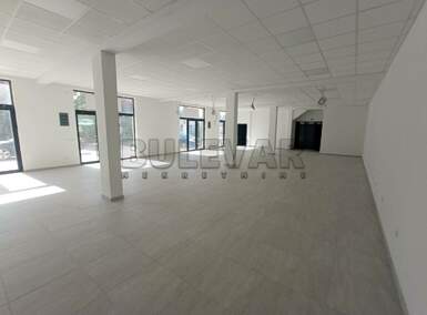 Poslovni prostor / Lokal, Leskovac - Ančiki | Izdavanje · 250m² · 1.000€