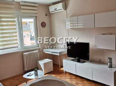 Jednosoban stan, Novi Sad - Novo Naselje | Izdavanje · 25m² · 300€