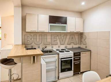 Jednoiposoban stan, Niš - Centar | Izdavanje · 40m² · 250€