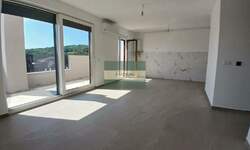 Trosoban stan, Jagodina | Prodaja · 76m² · 143.000€