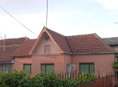 Kuća, Jagodina - Zelena Pijaca, Gradske lokacije | Prodaja · 148m² · 59.000€